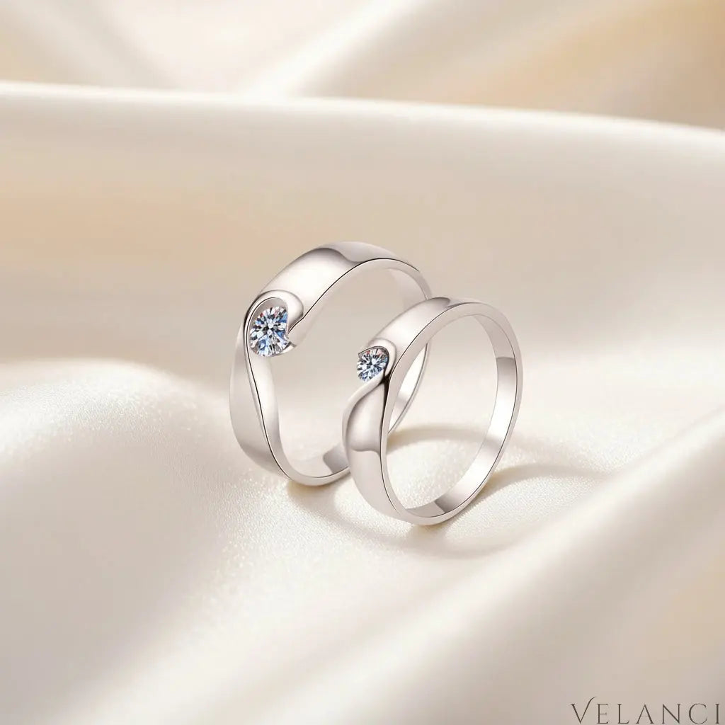 Moissanite Ring Giulia - 0.3ct Sterling Silver Shine Velanci