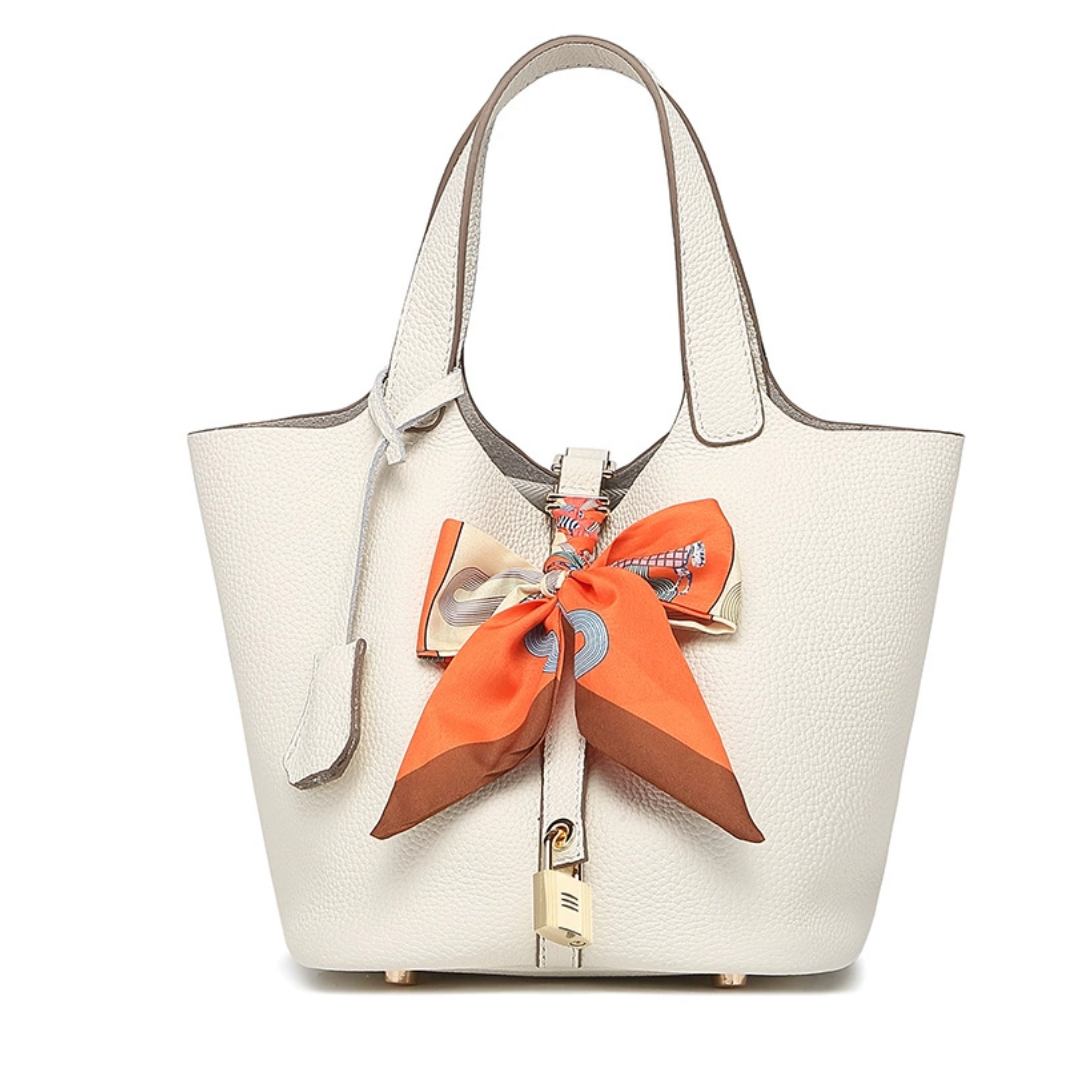 Dawn Thicket Leather Handbag: A Symphony of Elegance