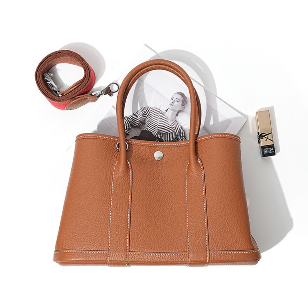 Royaume Secret Handbag: Elegance Redefined