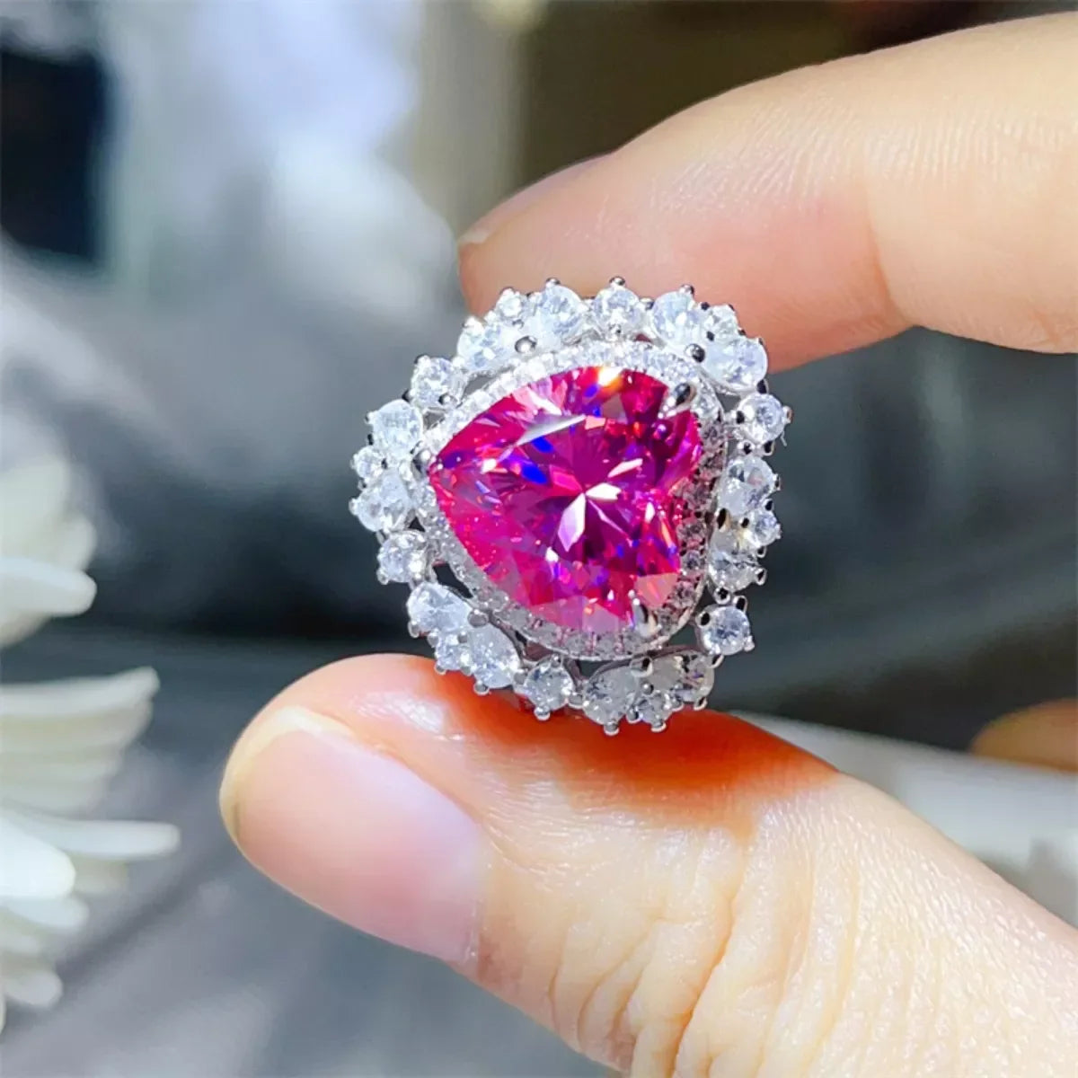 Ring Isabella - 5 Carat Moissanite Heart Glow Silver Women's Ring Velanci