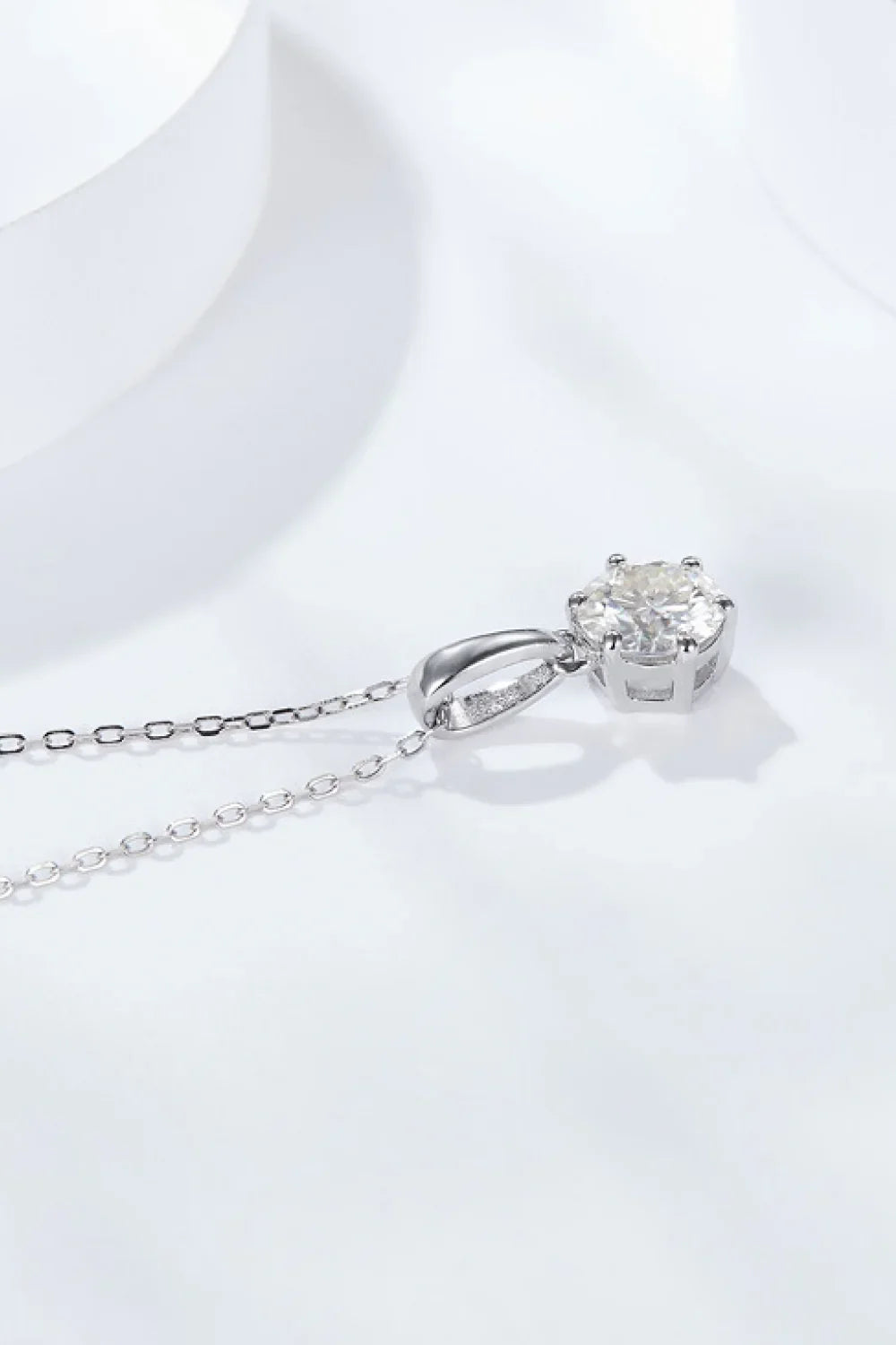 Moissanite Pendant Necklace - 2 Carat 6-Prong Minimalist Velanci