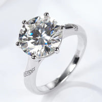 Ring Giovanna - 5 Carat Moissanite Solitaire Shine Women's Ring Velanci
