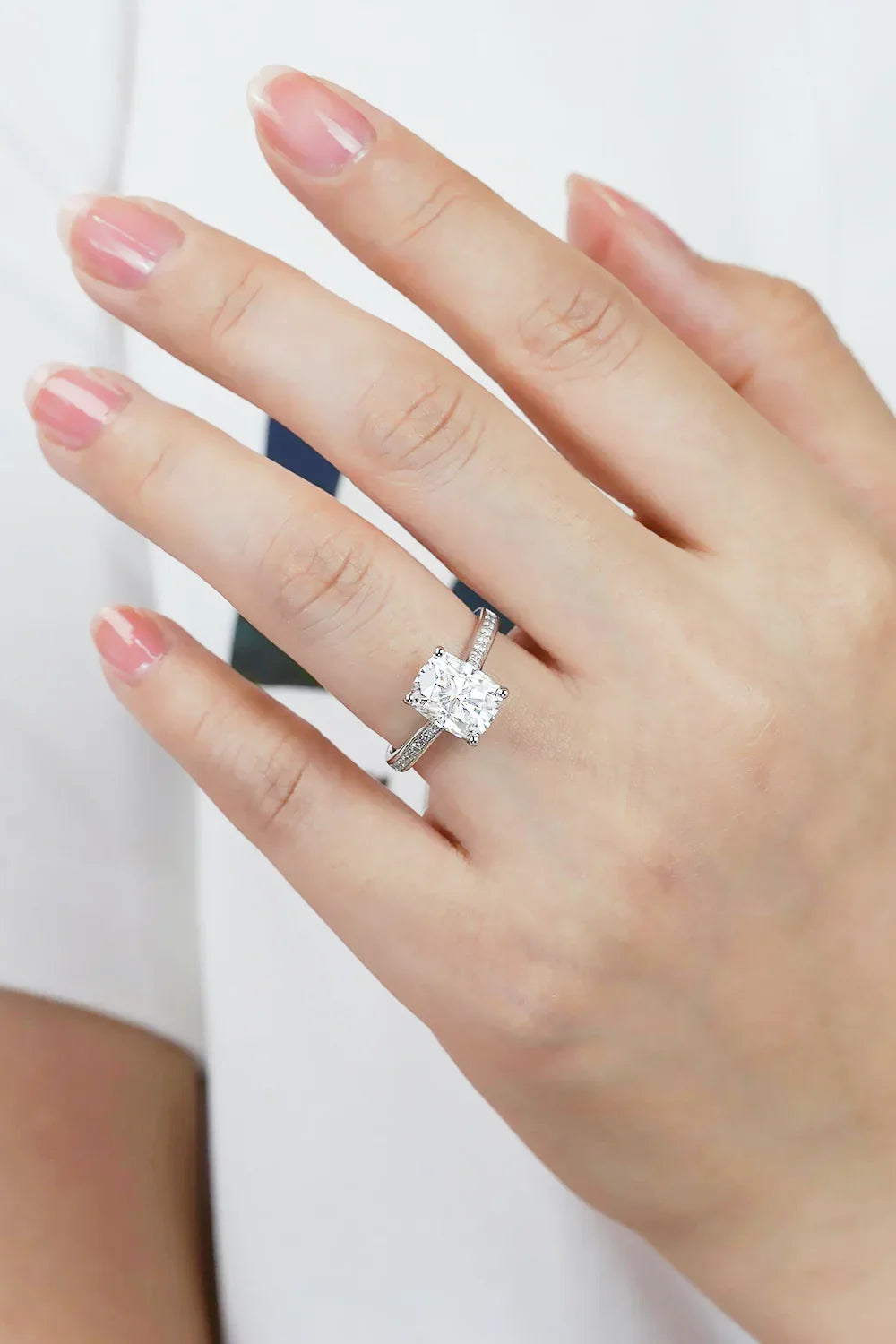 3 Carat Moissanite Ring Amara - Everyday Sparkle Shine Women's Ring Velanci
