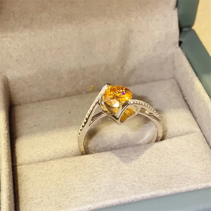 1 Carat Moissanite Silver Ring Giovanna - Brilliant Sparkle Women's Ring Velanci