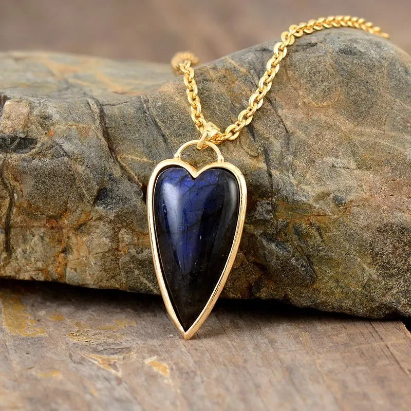 Labradorite Heart Necklace - 18K Gold-Plated Copper Velanci
