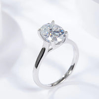Moissanite Ring Giulia - 2.5ct Oval Solitaire Minimalist Women's Ring Velanci