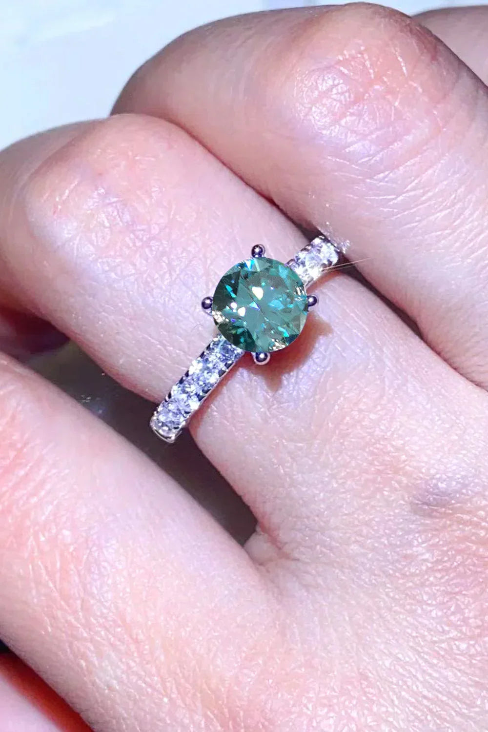 Moissanite Ring Giovanna - 1 Carat Side Stone Brilliance Women's Ring Velanci