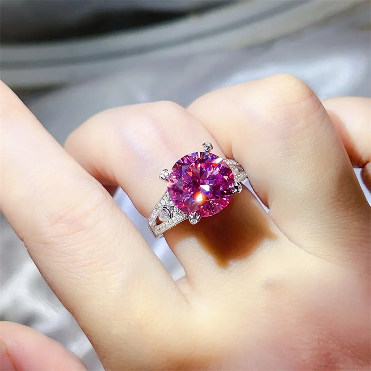 5 Carat Moissanite Ring Giulia - Coastal Sparkle Gleam Women's Ring Velanci