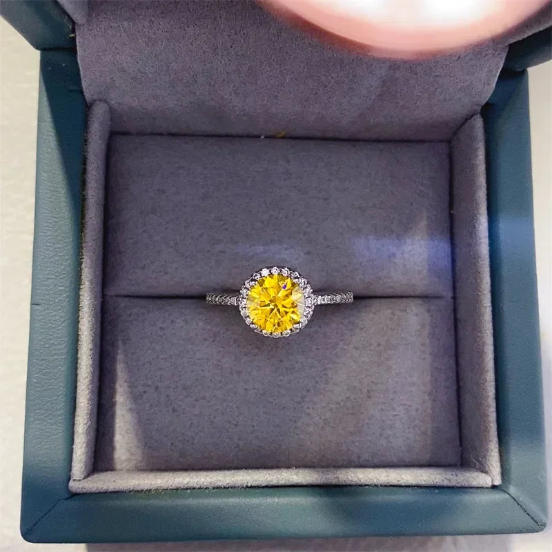 Moissanite Ring Giulia - 1 Carat Sterling Silver Shine Women's Ring Velanci