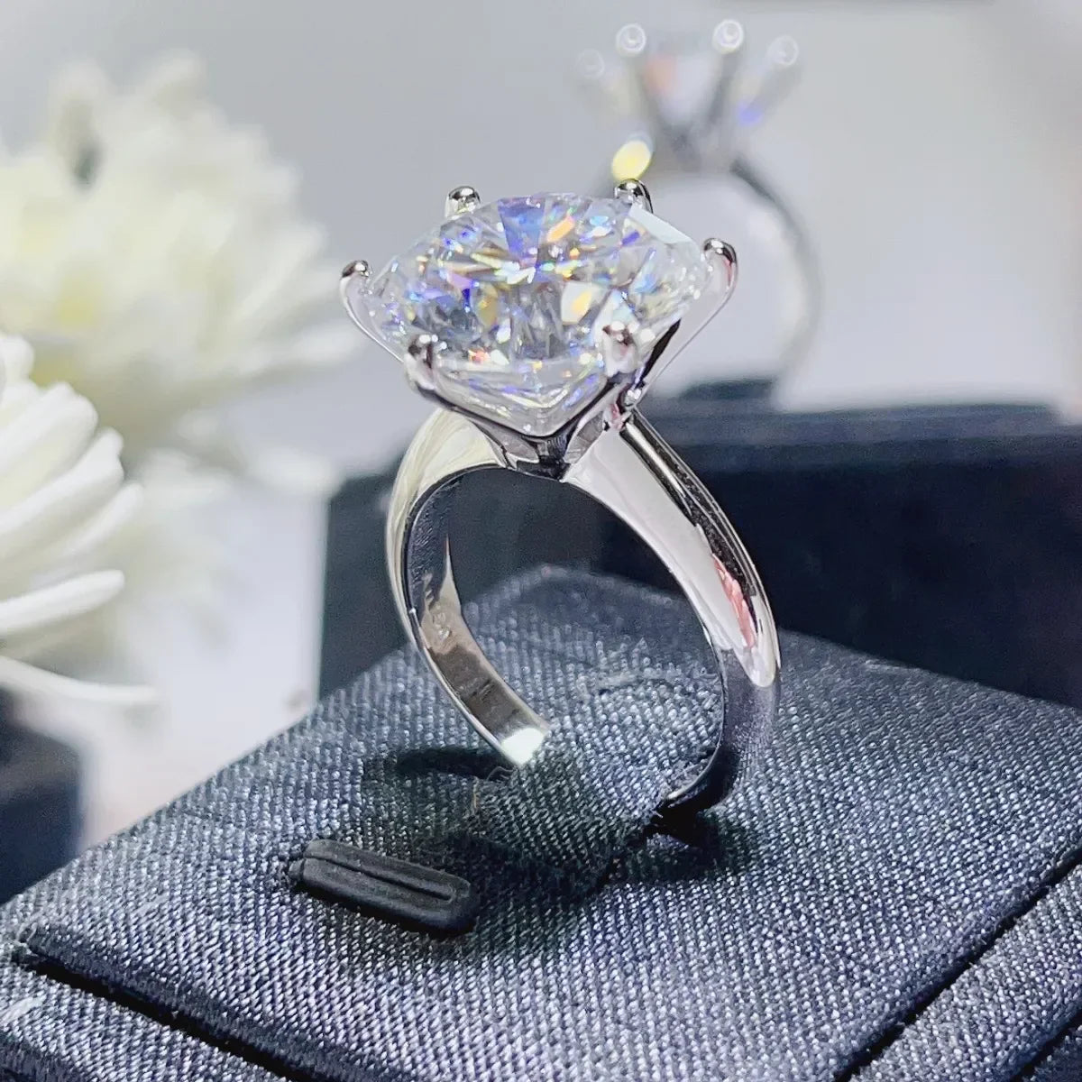 Ring Lia - 10ct Moissanite, Platinum-Plated Sterling Silver Women's Ring Velanci