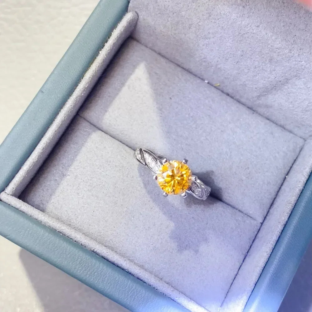 Ring Alessia - 2 Carat Moissanite Sterling Silver Women's Ring Velanci