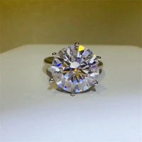 10 Carat Moissanite Ring Bianca - Coastal Sparkle Gleam Women's Ring Velanci