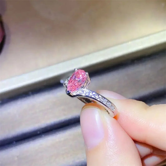 1 Carat Moissanite Ring Bianca - Coastal Shine Gleam Women's Ring Velanci