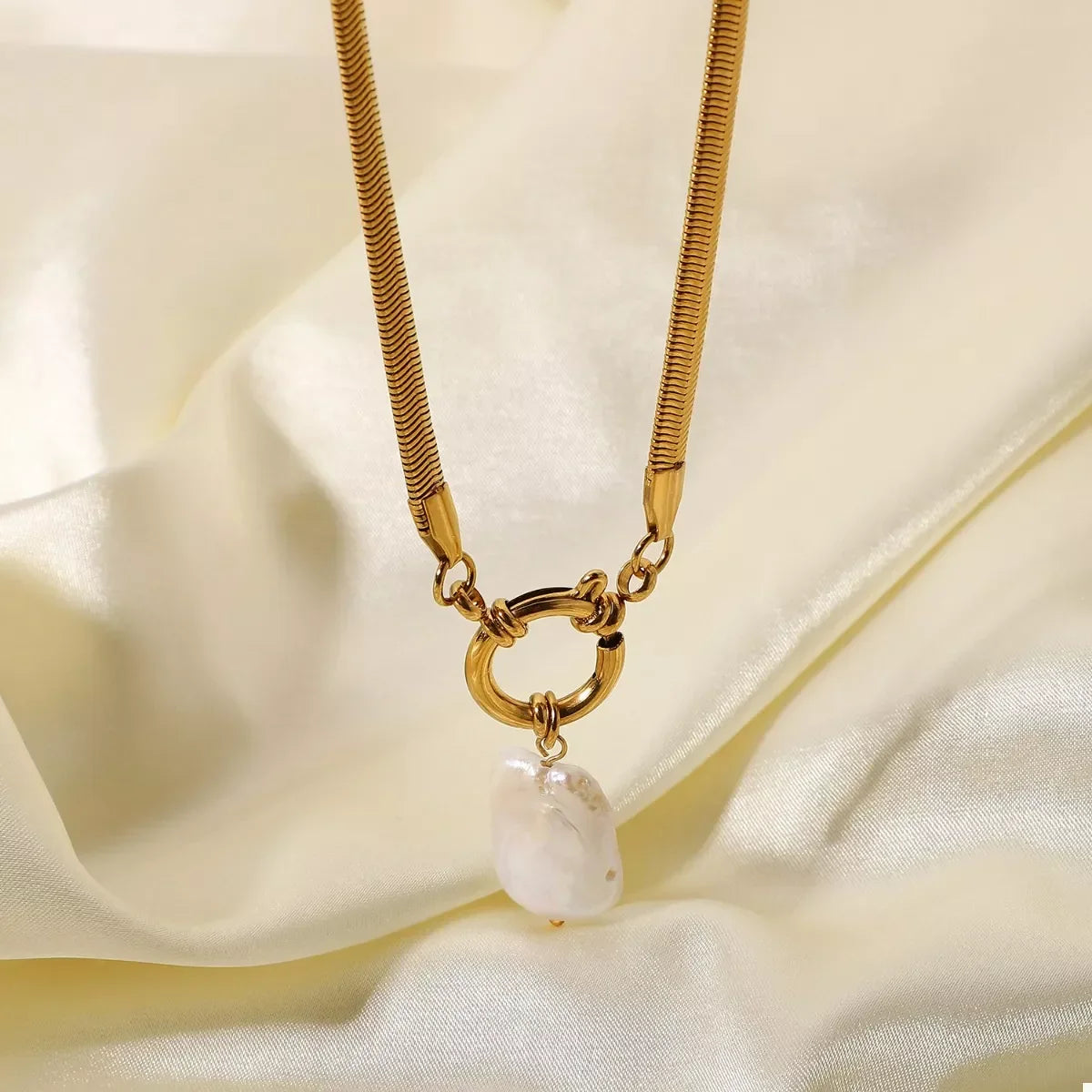 Gold-Plated Freshwater Pearl Pendant Necklace - Elegant Velanci