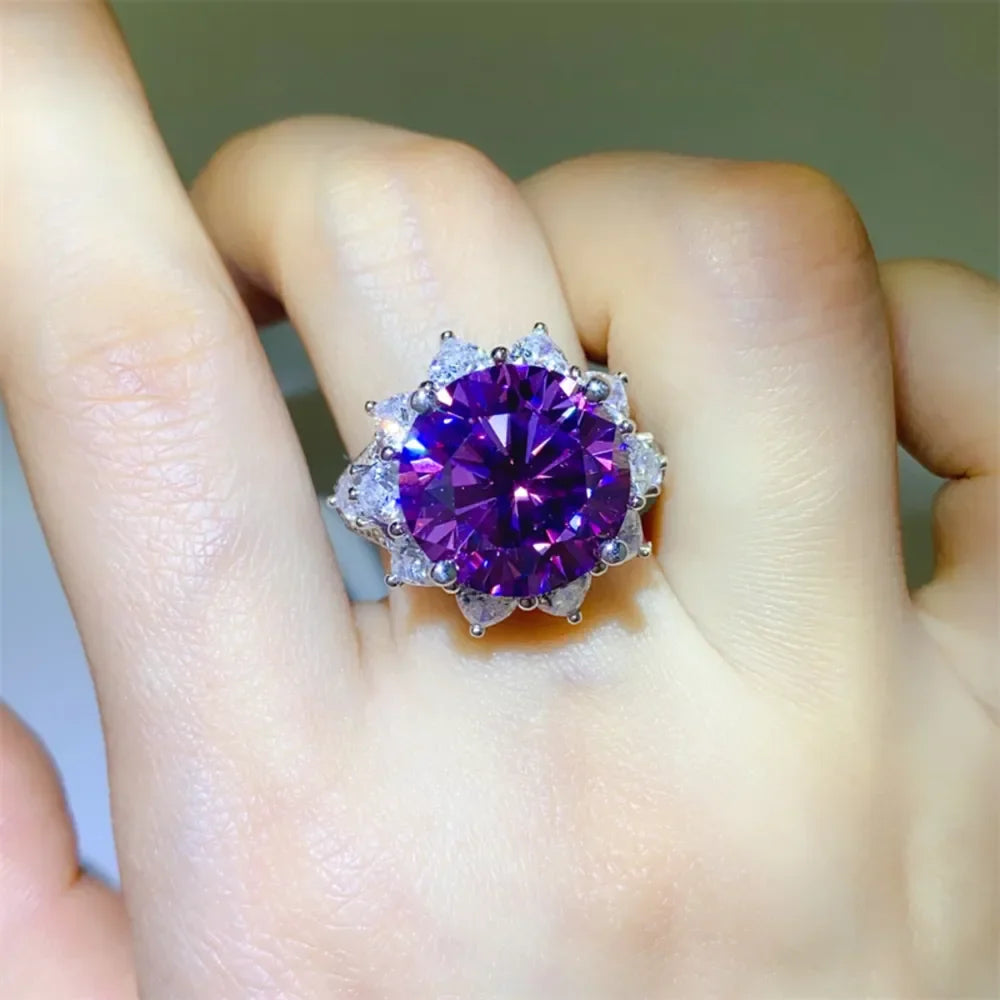 Ring Francesca - 10 Carat Moissanite Flower Halo Silver Women's Ring Velanci