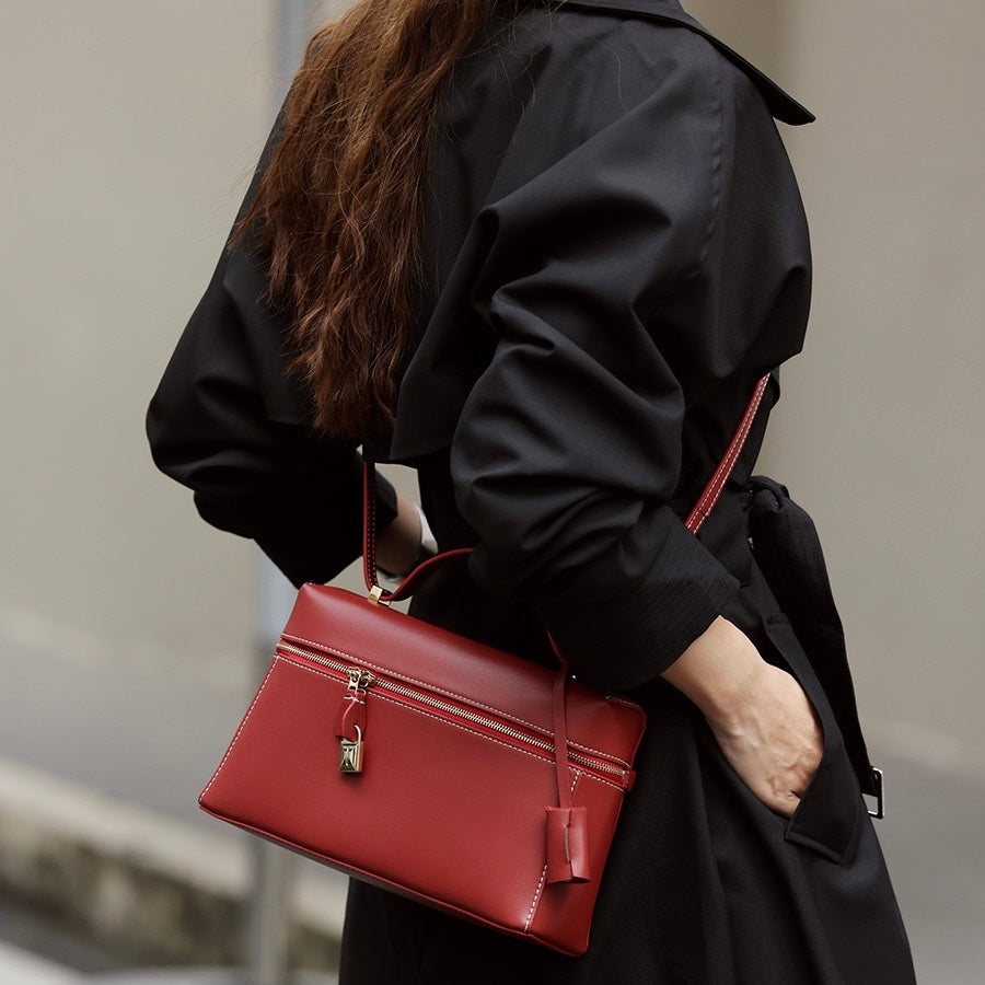 Elegant Leather Crossbody Bucket Bag for Women