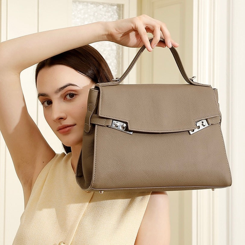 Elegant Women's Genuine Leather Large Capacity Tote Bag