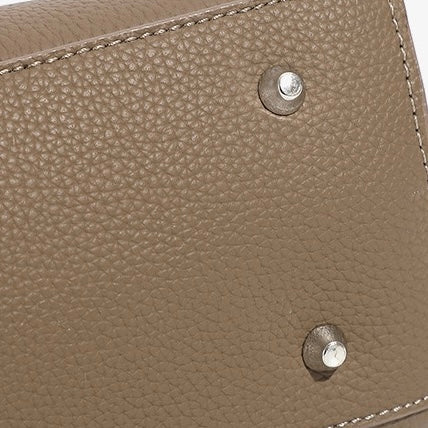 Elegant Women's Genuine Leather Large Capacity Tote Bag