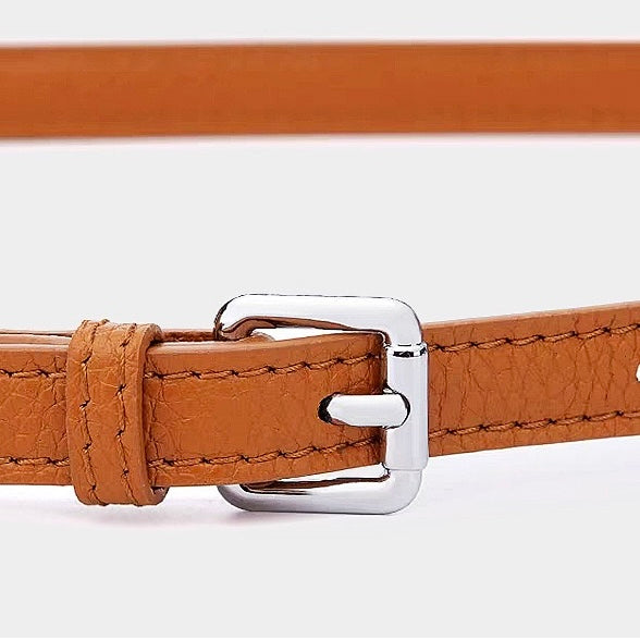 Croc-Embossed Leather Crossbody Bag for the Modern Woman