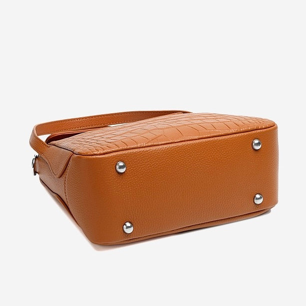 Croc-Embossed Leather Crossbody Bag for the Modern Woman