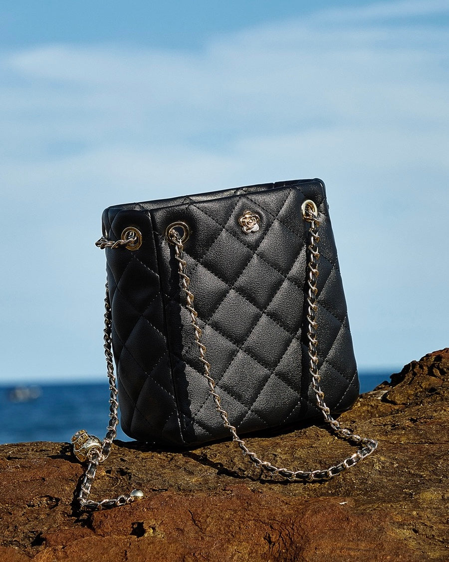 Elegant Genuine Leather Quilted Crossbody Bag with Chain Strap