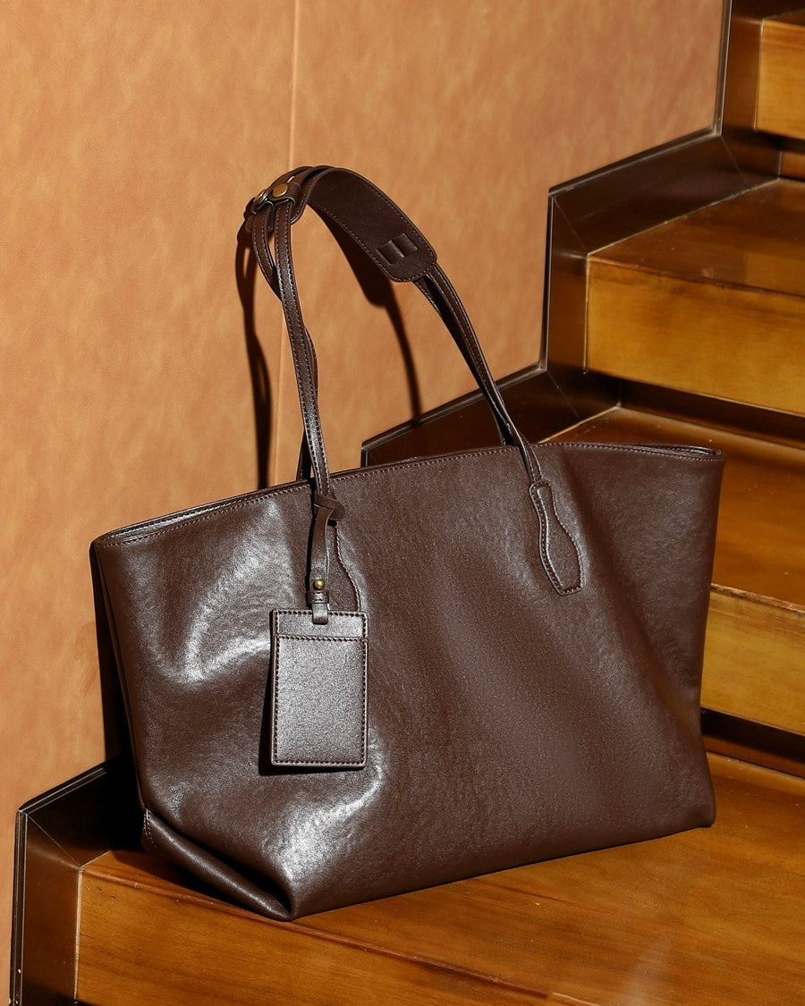 Signature Vintage Leather Tote: Elegance Meets Functionality
