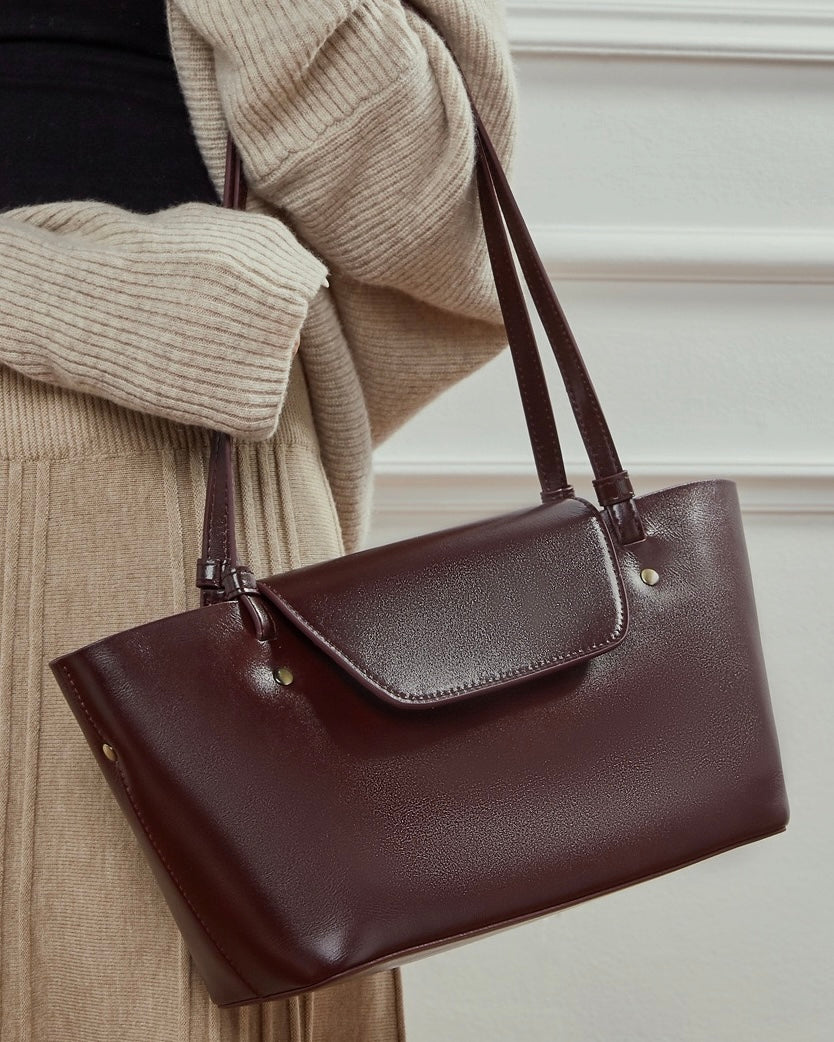 Elegant Genuine Leather Flap Tote with Versatile Straps