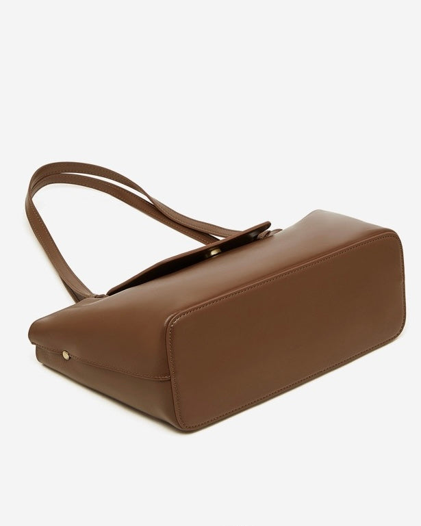 Elegant Genuine Leather Flap Tote with Versatile Straps