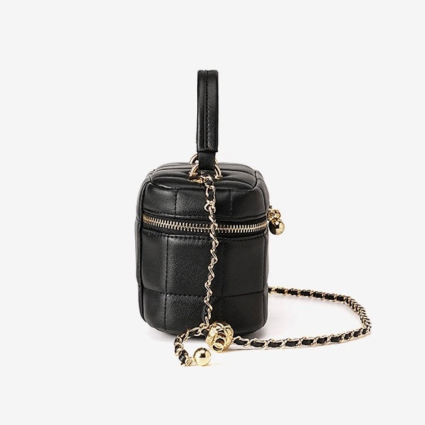 Elegant Genuine Leather Textured Chain Shoulder Bag