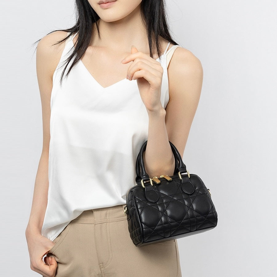 Quilted Genuine Leather Boston Clutch Bag for Elevating Elegance
