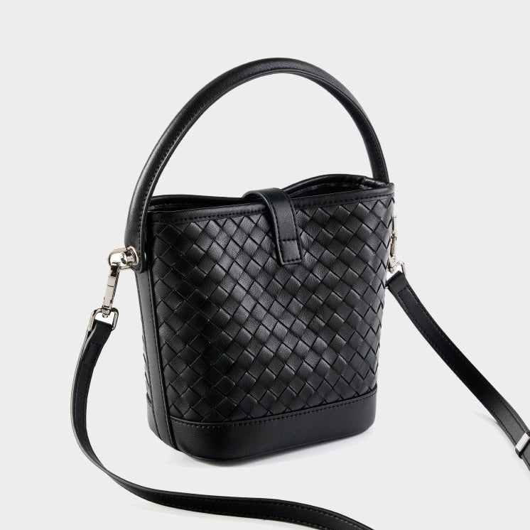 Genuine Sheepskin Woven Bucket Bag - Timeless Elegance for Everyday Chic