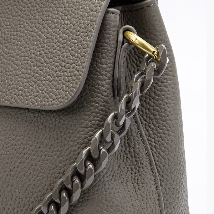 Elegant Leather Shell Chain Crossbody Bag