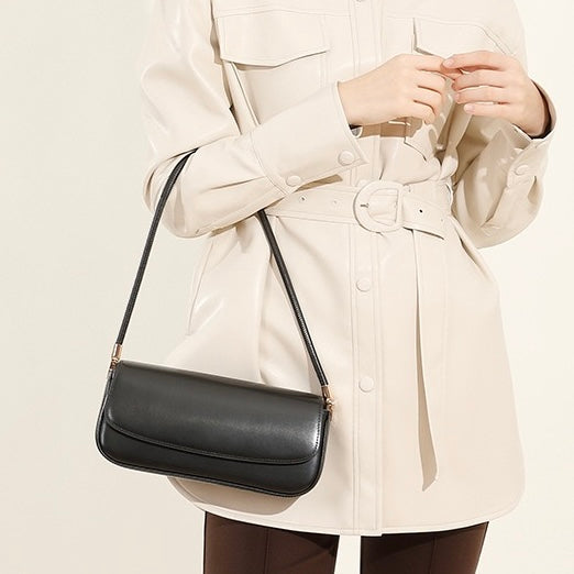 Elevate Your Everyday: Women’s Luxury Leather Minimalist Saddle Tote 2025