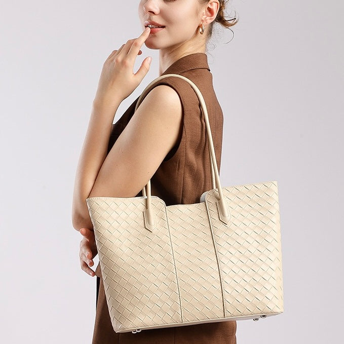 Elegant Woven Cowhide Tote Bag for Ultimate Sophistication