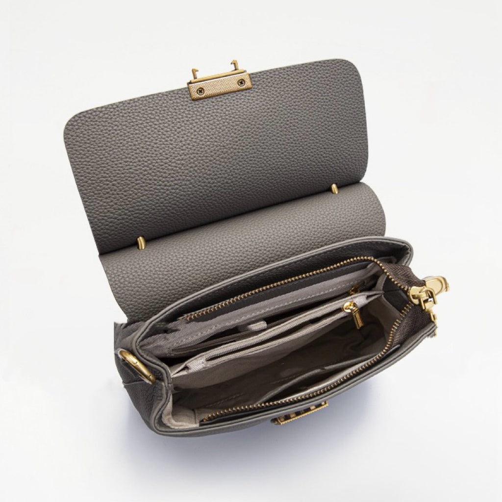 Elegant Leather Shell Chain Crossbody Bag