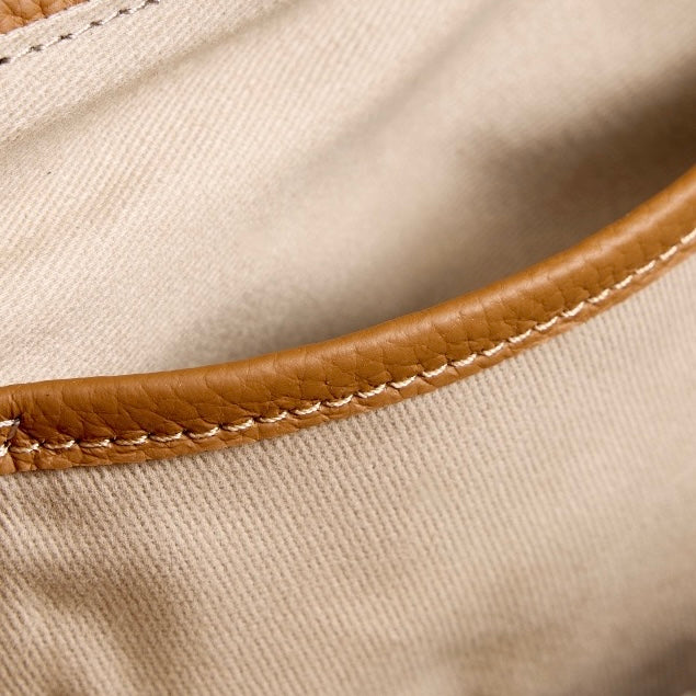 Genuine Leather Winged Pleated Tote – Elegant Minimalist Commuter Bag