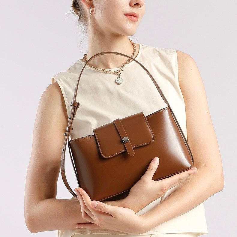Elegance Redefined: Versatile Leather Handheld & Shoulder Bag