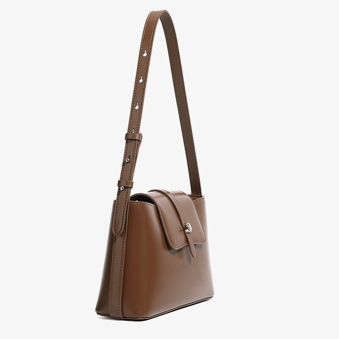 Elegance Redefined: Versatile Leather Handheld & Shoulder Bag