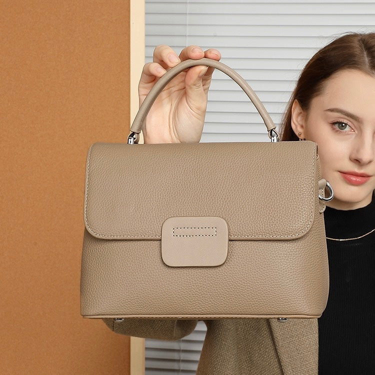 Minimalist Top-Grain Cowhide Envelope Crossbody Bag