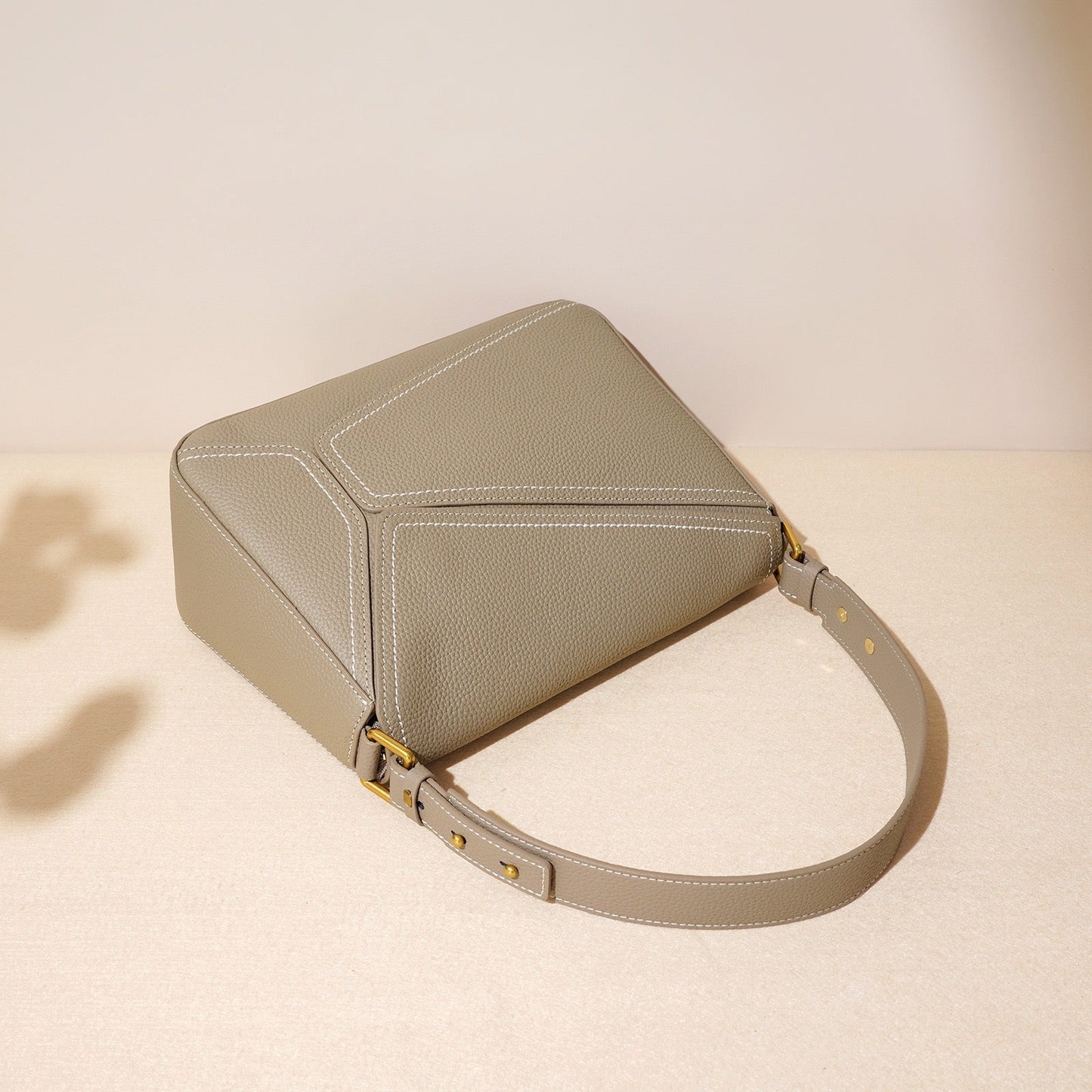 Exquisite Genuine Leather Geometric Crossbody Bag for the Modern Woman