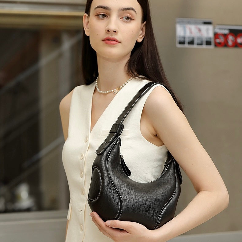 Niche Crescent Vintage Leather Shoulder Crossbody Bag