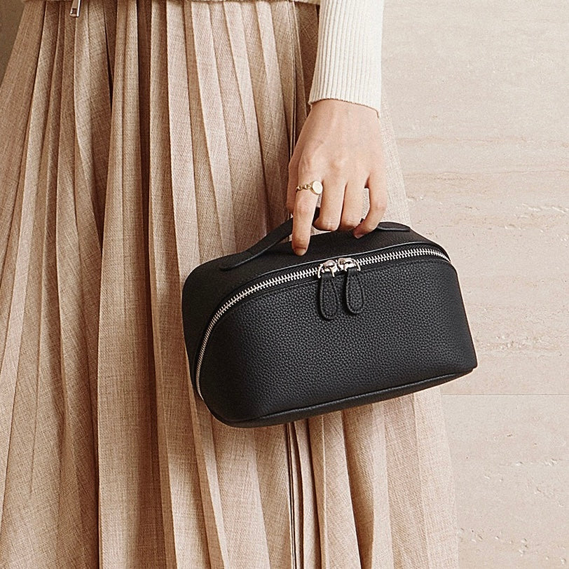 Exquisite Textured Leather Top-Zip Clutch Bag