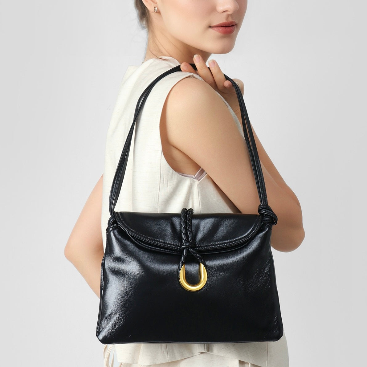 Elegant Braided Leather Crossbody Bag