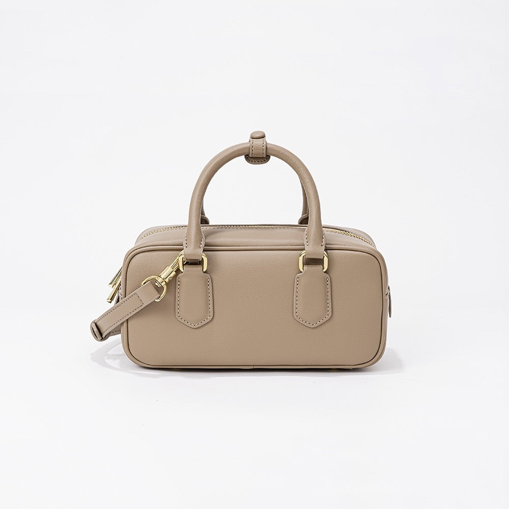 Vintage Boston Bowling Women's Luxe Leather Crossbody Handbag