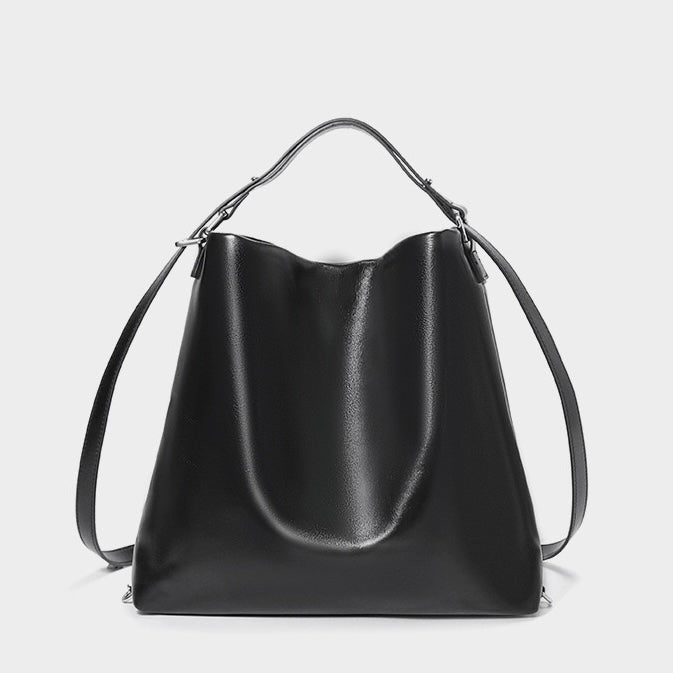 Sleek Leather Chain-Strap Bucket Bag for Urban Elegance