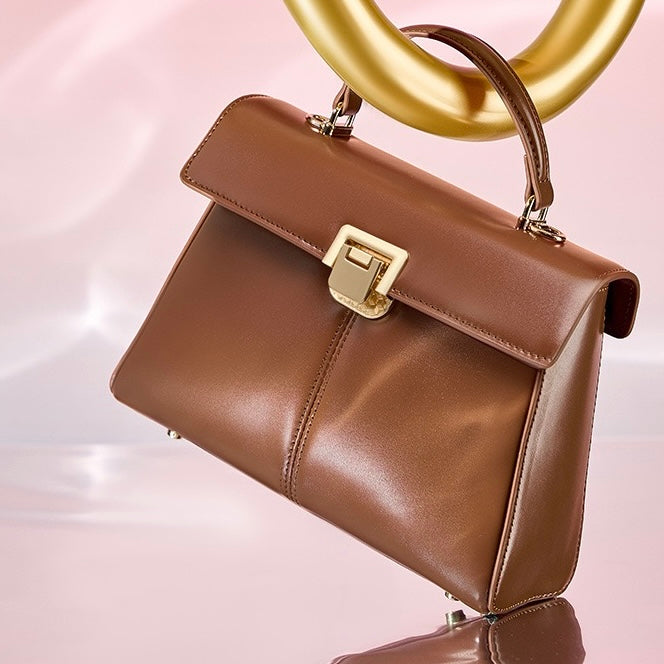 Exquisite Genuine Leather Horseshoe Buckle Handbag