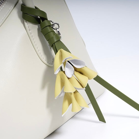 Elegant Versatile Large Capacity Cowhide Shoulder Bag