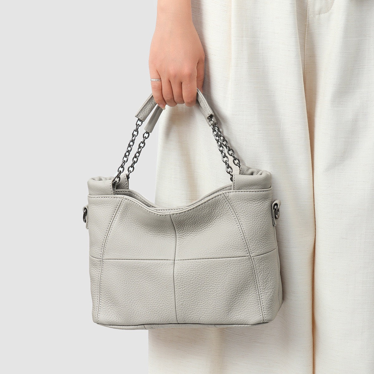 Luxury Genuine Leather Chain Tote: Elegant Handheld & Shoulder Bag