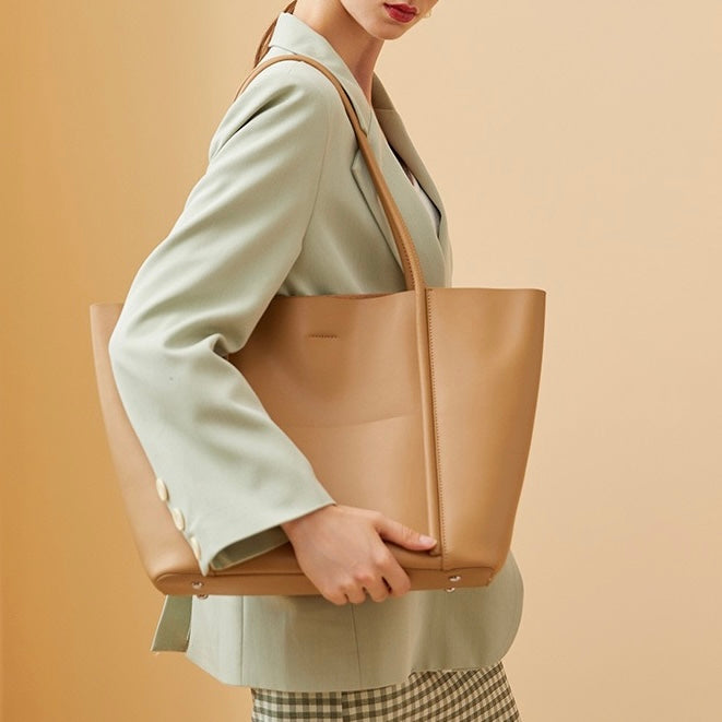 Genuine Leather Summer Tote Bag for Elegant Sophistication