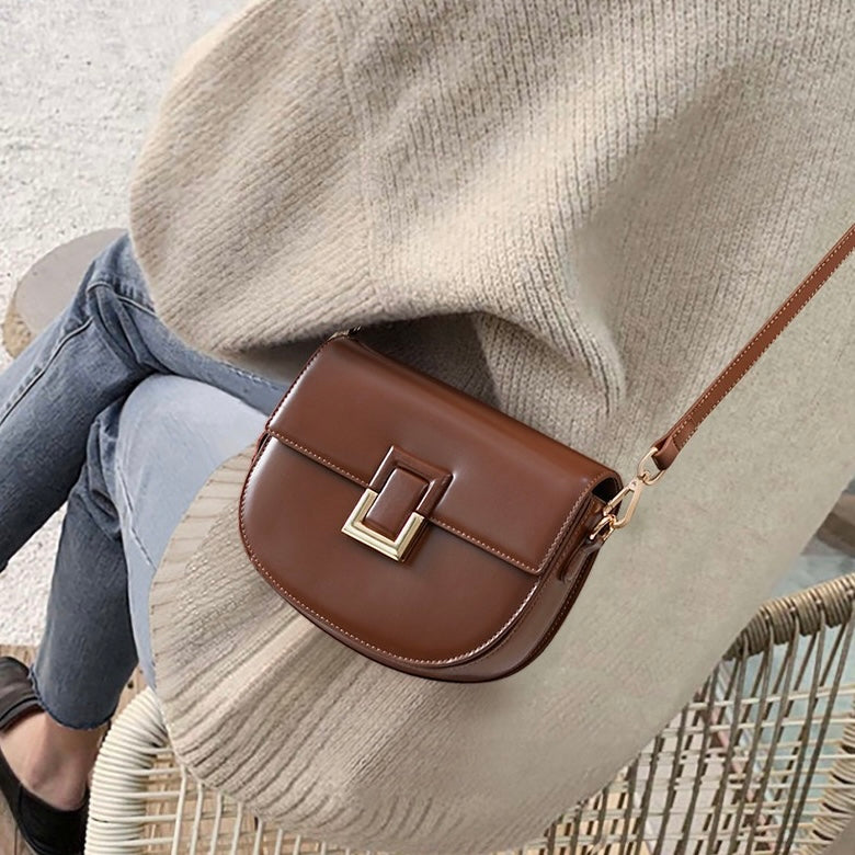 Chic Genuine Leather Saddle Crossbody Bag for Effortless Elegance